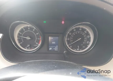 2010 Suzuki Kizashi Sls z USA, uszkodzony, nr VIN JS2RF9A77A6100333